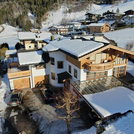Alpenappartement Kaprun Luaran gambar