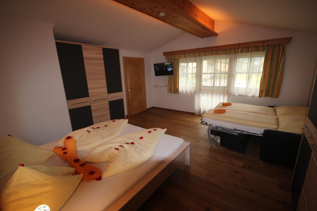 Alpenappartement Kaprun Luaran gambar