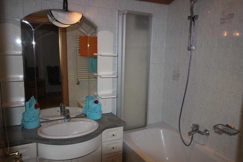 Alpenappartement Kaprun Luaran gambar
