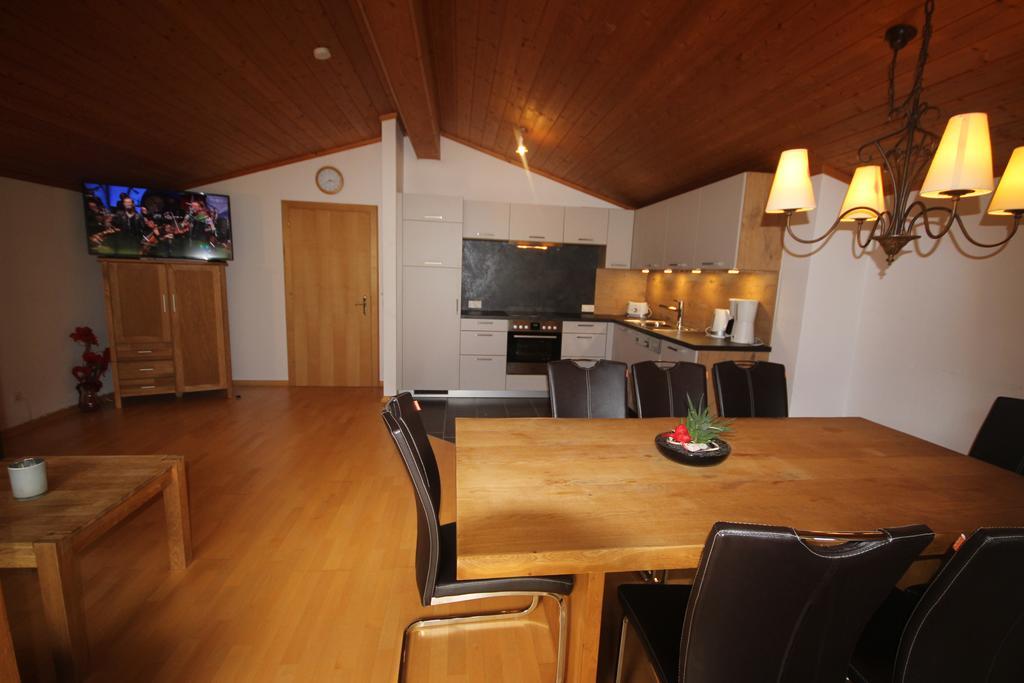 Alpenappartement Kaprun Luaran gambar